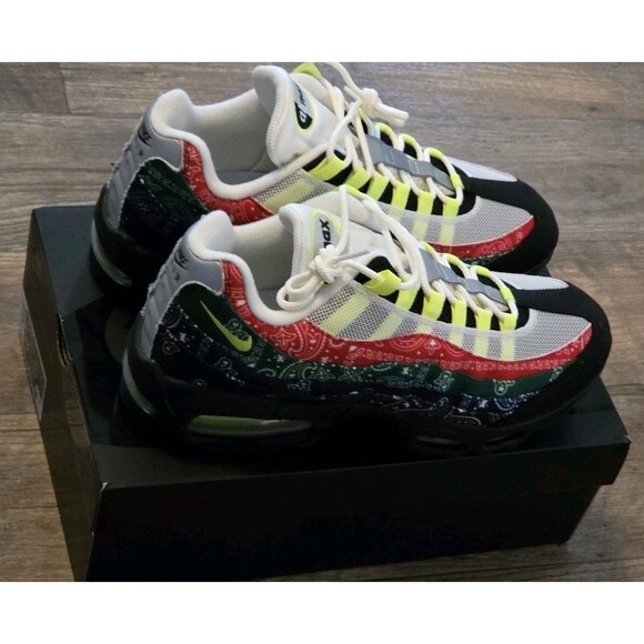 Nike Air Max 95 SP Paisley Bandana sneakers in a multi-color design - Size 11 main image 15